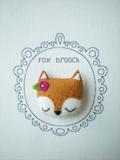 Fox Brooch/Pin made of wool felt.