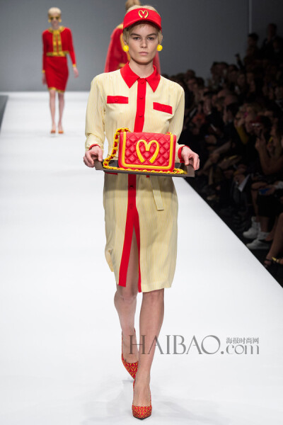 莫斯奇诺 (Moschino) 2014秋冬女装秀