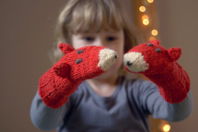 Fox mittens - Warm playful accessories for children - Children gift - Knitted fox gloves - Wool mittens in bright orange red