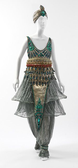 Paul Poiret dress costume 1911