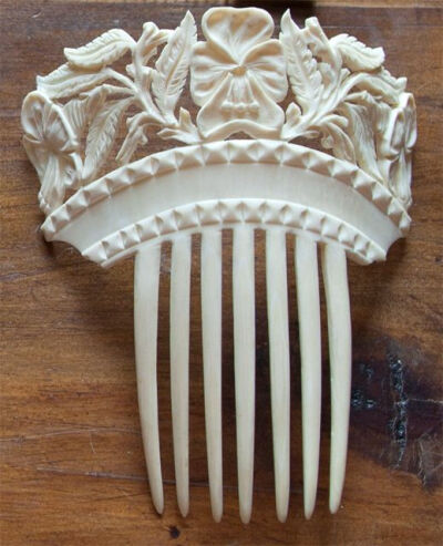 Ivory Comb - France - 1890