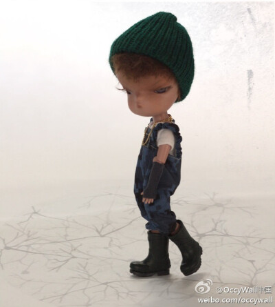 #BJD##Secretdoll#户外生活系列(Their Outdoor Life)5只17-19cm限定高小人开始贩售。每只带官妆眼珠以及照片中的假毛。官配可选，贩售截止2月28日~果然是五只很有态度的小人啊~！233333 http://t.cn/8FGbPpM