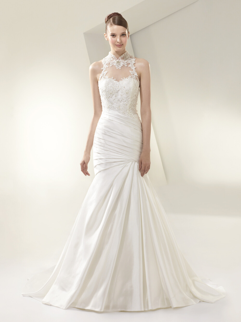 Beautiful BT14-16 front View by Enzoani 2014 collection