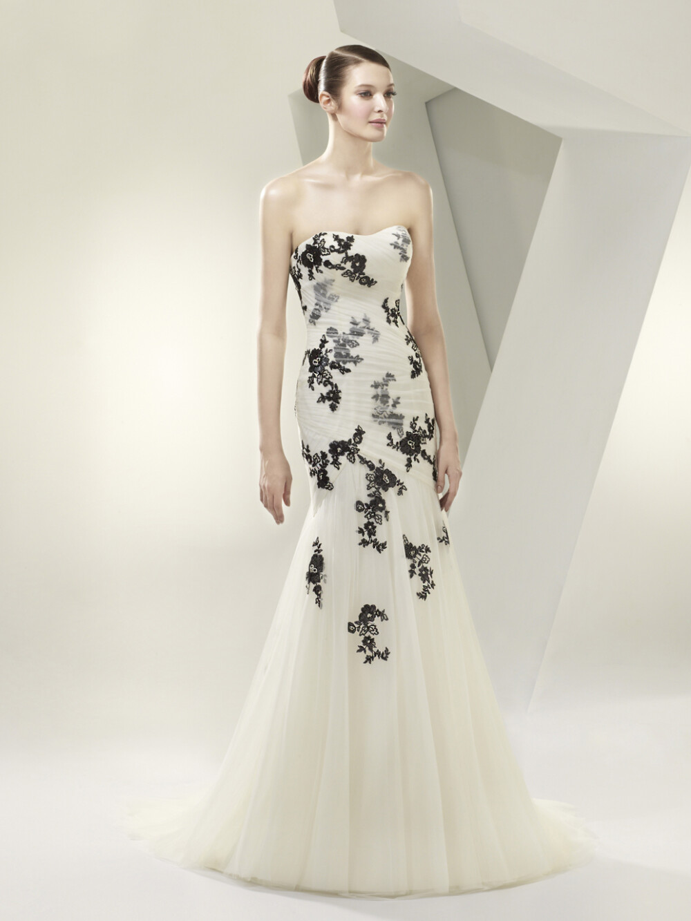 Beautiful BT14-22 front View by Enzoani 2014 collection