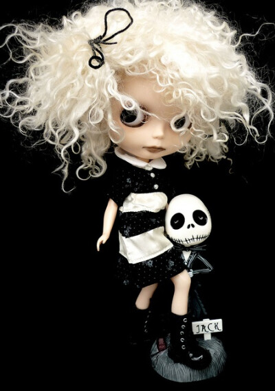 *-* Blythe dolls are too much but I do love them!