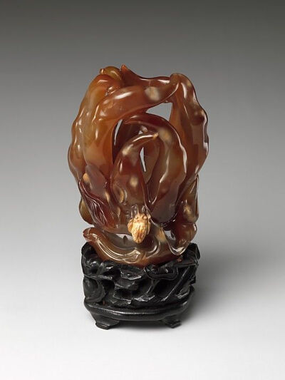 Buddha’s Hand Period: Qing dynasty (1644–1911) Date: 18th century Culture: China Medium: Carnelian