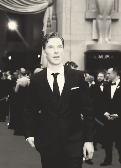 Benedict Cumberbatch arriving at the 86th Annual Academy Awards.