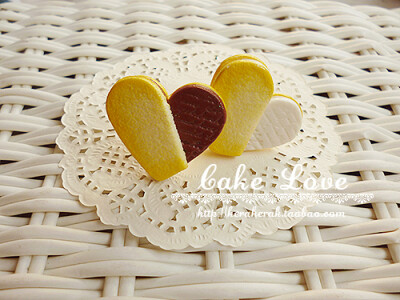 爱心巧克力夹心饼干戒指咖啡+白两色选仿真