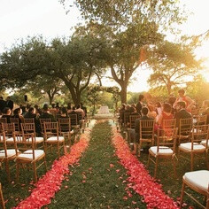 Ombre rose petal aisle. This is gorgeous!