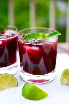 Blackberry mojitos