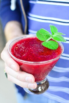 Tripleberry Frozen Mojitos via Just Putzing