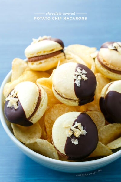 Chocolate Covered Potato Chip Macarons from @Lindsay Landis | Love and Olive Oil 浓情。巧