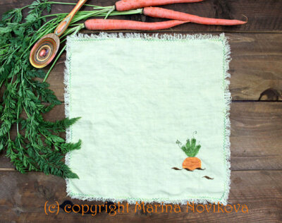 Linen Lunch Napkin &amp;quot;Carrot Garden&amp;quot;. Handmade Applique. Hand Embroidery. Green. Set of 2 napkin.