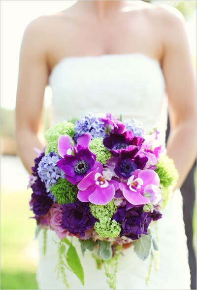 purple wedding bouquet