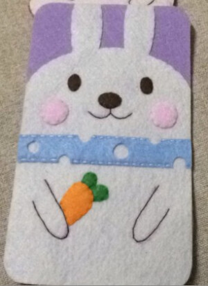 小兔子爱胡萝卜 不织布手机套（￥38.00）