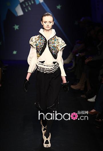 津森千里 (Tsumori Chisato) 2009秋季