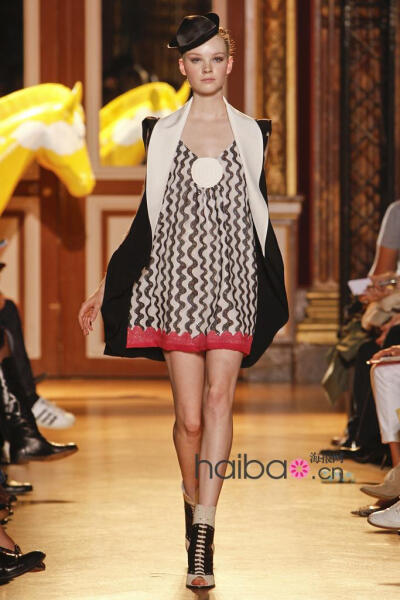 津森千里 (Tsumori Chisato) 2011春夏
