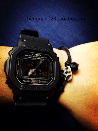 G-SHOCK 5600暗黑反显