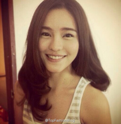 泰版《浪漫满屋》女主角-Aomiz~