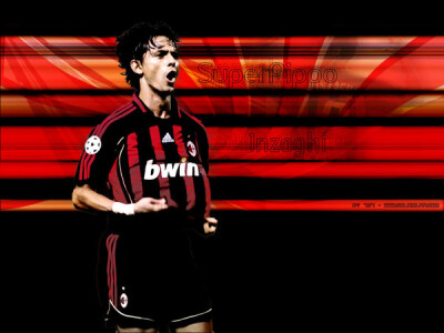 正是在这个时候，中国的很多球迷开始注意到了这个有着清秀的双眼，清秀的面容，身形略显瘦削的年轻人。他看上去更像是一个古典的剑客，在优雅的气质下弥漫着漫天的杀气。中国的球迷也像意大利人那样亲切的叫着他的绰…