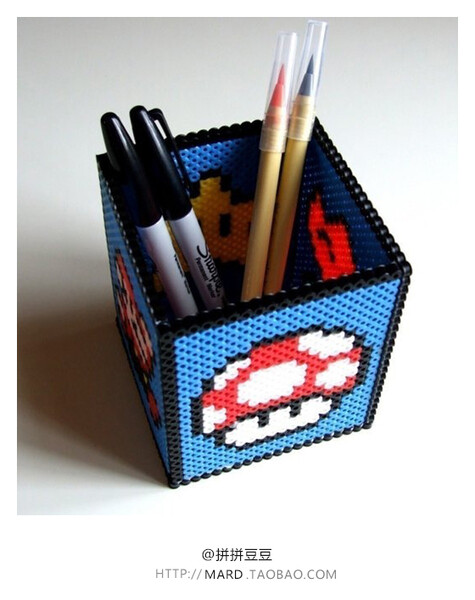 拼拼豆豆笔筒