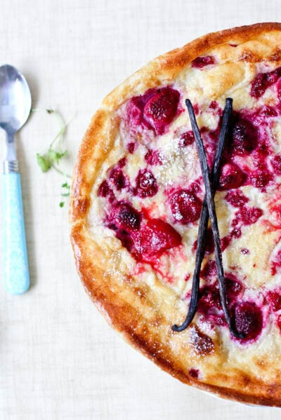 baked raspberry pancake -- the colors... love