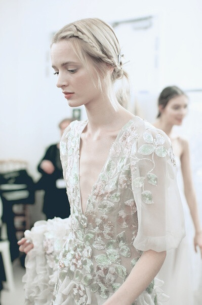 Daria Strokous at Valentino HC Spring 2013 backstage by Lea Colombo