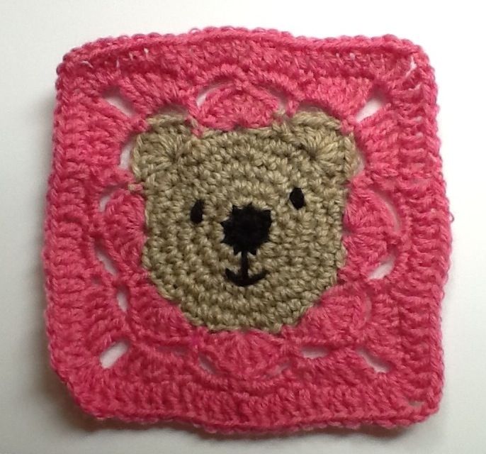 Teddy bear granny square pattern