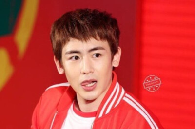 【PIC】140322 #Nichkhun# Coca-Cola 2014 FIFA 世界杯 新闻发布会 饭拍高清7P～ cr as tagged #Nichkhun宁静致远 微笑面对#