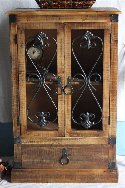 仿旧实木铁艺 复古双门装饰柜（￥580.00）