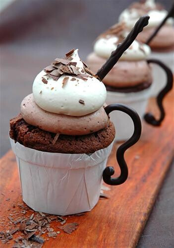 Iced Coffee Cupcakes