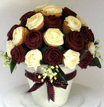 Rose Cupcake Bouquet (Food Art)