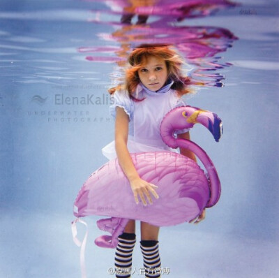 【摄影&amp;amp;创意】Alice in WaterLand （via：ElenaKalis）