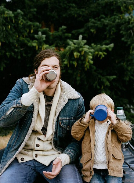 父与子 Father &amp;amp; Son｜美国 俄勒冈州波特兰独立民谣男歌手Josh Garrels和他的儿子＃kinfolk#