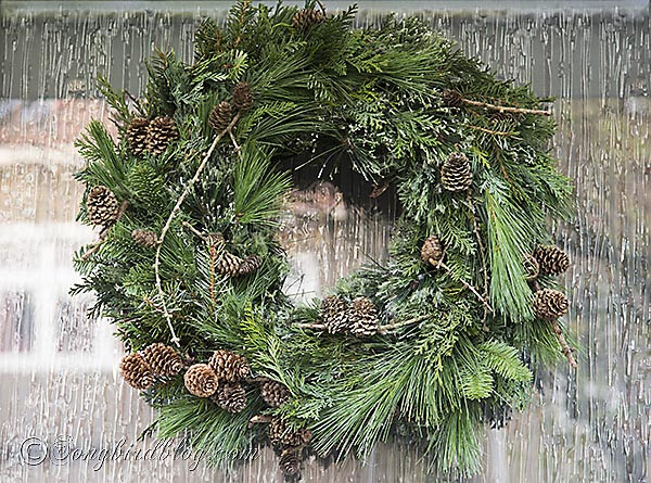 natural, rustic Christmas wreath