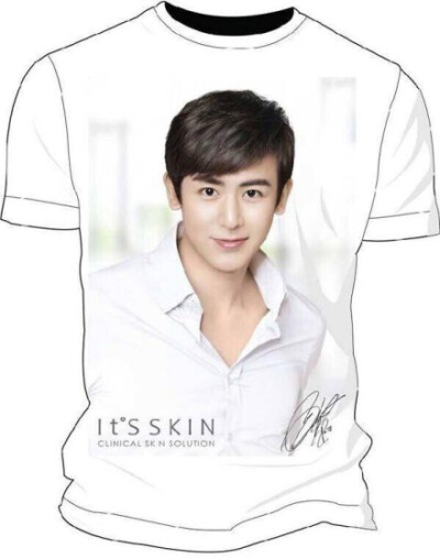 PIC】140325 #Nichkhun# it's skin 泰国宣传图1P～葛葛哒签名T～～#Nichkhun宁静致远 微笑面对#