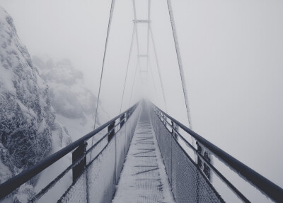 A series of pictures, taken on top of the “Dachstein-Glacier”, one of the highest spots in Austria.