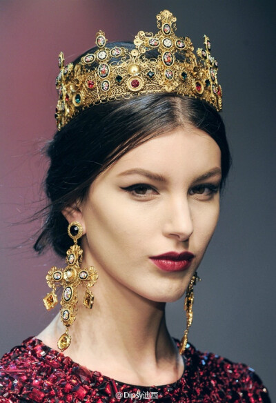 Dolce &amp;amp; Gabbana，拜占庭女王陛下