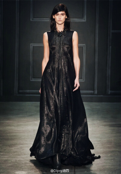 Vera Wang F/W 2014┃婚纱女王的暗黑情愫