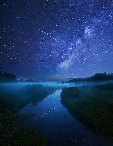 每当夜晚你仰望星空的时候，会看到所有的星星都在微笑。