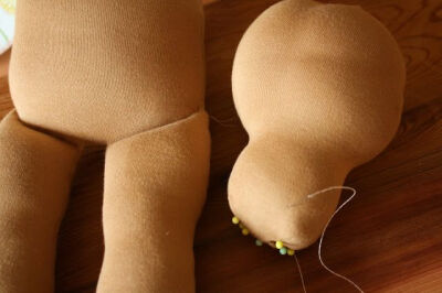 hand sewing a waldorf-style doll - fig and me