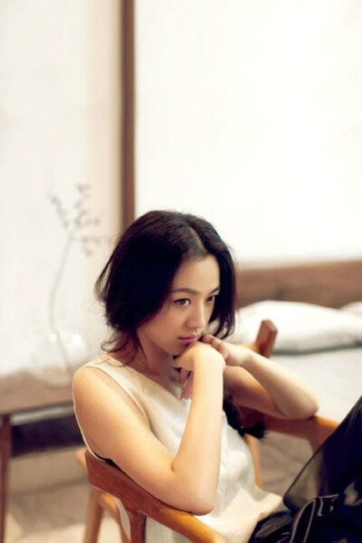  唯有你愿意去相信，才能得到你想相信的。对的人终究会遇上，美好的人终究会遇到，只要让自己足够美好。努力让自己独立坚强，这样才能有底气告诉我爱的人，我爱他。 ——《北京遇上西雅图》