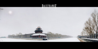 下雪，北京就变成了北平。下了雪之后到故宫，就穿越到了明清。