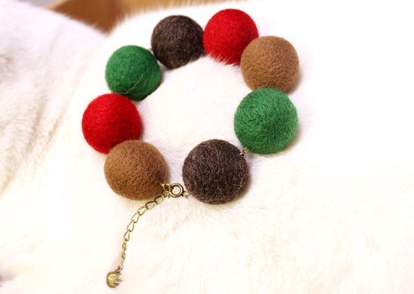 【荳子羊毛の成品】羊毛毡圣诞球球手链