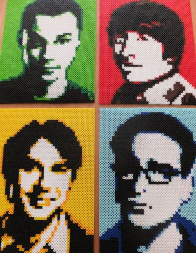 sandylandya@outlook.es Perler Bead Portrait Collection - BIG BANG THEORY