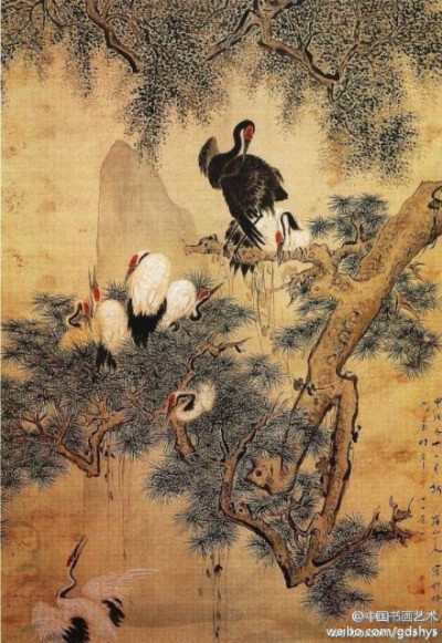 #古画#【 清 华喦《松鹤图》 】 此画中一枝老松枝盘多变，形同龙爪，以细毫浓墨写松针。栖止其上的一群丹顶鹤，造型生动写实，设色清丽柔和，在质感与色彩上与松针形成鲜明对比。瑞鹤举止优雅，顾盼生情。精致处愈见…