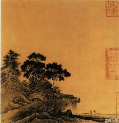 #书画#宋 贾师古《岩关古寺图》纵40.0×横40.0公分。台北故宫博物院藏。图中夜幕将降，夕辉犹存，上半部完全空白，构图学马远“一角”的形式。通幅上色，染以汁绿，山石的中央一段用赫石水亮出，遂觉森严气氛中有了点…