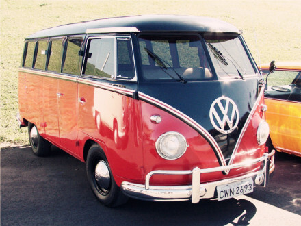 复古大众，糖果色外衣造型可爱迷人，你想和谁一起私奔？