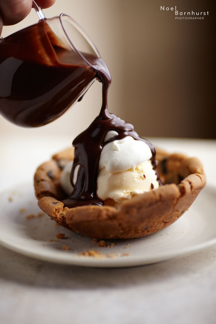 cookie bowl of icecream