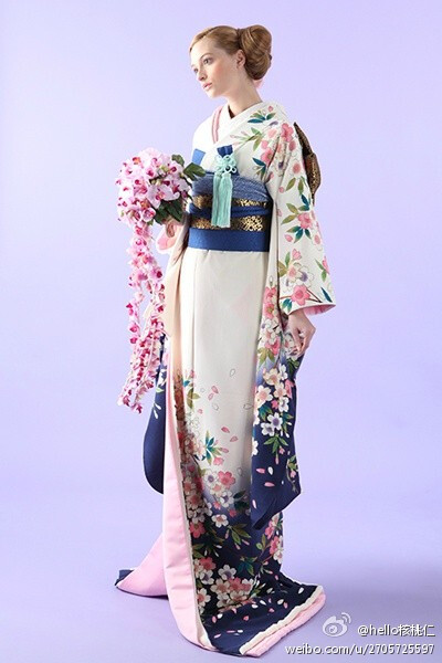 #浪漫樱花G#春は桜の季節です。結婚するなら花嫁の衣装が重要で、これらのサクラ色打掛はどうでしょうか。綺麗ではありませんか。